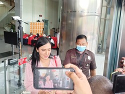 Usai Diperiksa KPK, Brigita Manohara Ngaku Dicecar soal TPPU Bupati Ricky Ham