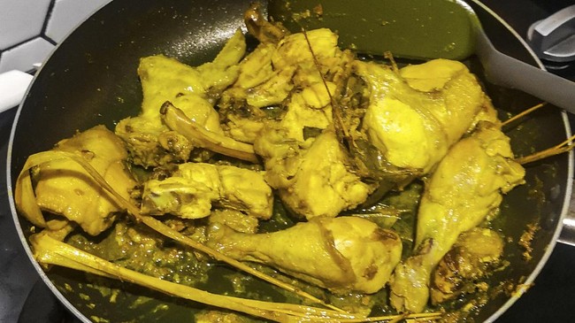 Berapa Lama Ayam Matang Tahan di Kulkas?