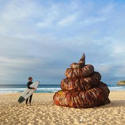 Ditemukan 'Kotoran Manusia Raksasa' di Tengah Pantai Australia, Ternyata Ini Penyebabnya!