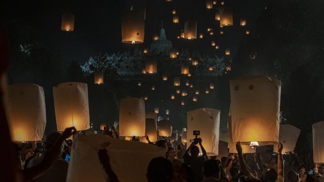 Berikut kumpulan ucapan selamat Hari Raya Waisak 2024 dalam bahasa Indonesia dan Inggris untuk disampaikan ke orang terdekat maupun dibagikan di media sosial.