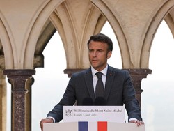 Presiden Prancis Macron Bicara Kemungkinan Akui Palestina Sebagai Negara