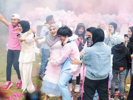 Gender Reveal Anak Kedua Aurel-Atta Digelar Mewah, Coba Tebak Jenis Kelaminnya Bun