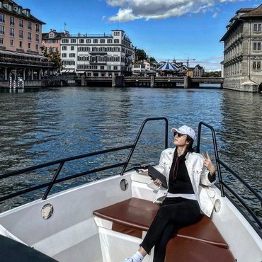 7 Potret Nong Poy Transgender yang Kini Jadi Istri Crazy Rich