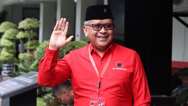 Penjelasan PDIP soal Ganjar Tak Ingin Gabung di Pemerintahan Prabowo