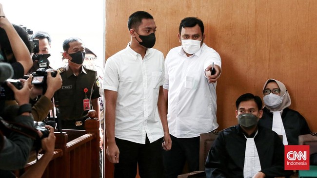 Penasihat Hukum Mario Dandy bicara soal kemampuan kliennya membayar uang ganti rugi kepada korban David Ozora sebesar Rp100 miliar.