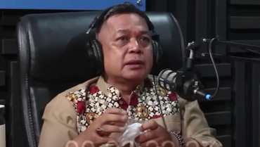 Bangkrut hingga Ditinggal Istri, Unang Bagito Kini Buka Pengobatan Alternatif