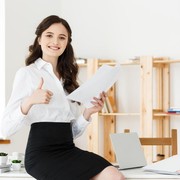 5 Kalimat yang Sering Diucapkan Perempuan Cerdas dan Sukses di Tempat Kerja, Yuk Tiru!