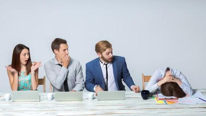Social Loafing Bisa Kacaukan Hasil Kerja Tim Kamu, Kenali Penyebabnya dari Sisi Psikologi