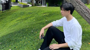 7 Potret Ezzar, Putra Tampan Sahrul Gunawan Disebut Mirip Cha Eun Woo ASTRO