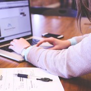 Ingin Jadi Content Creator? Ini 5 Ide Konten Kekinian yang Dijamin Banyak Peminatnya di Media Sosial