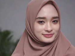 Pamer Foto Lawas Tanpa Hijab, Inara Rusli Dikritik Netizen