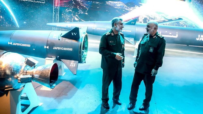 Iran Tunjuk Kepala Intel Baru usai Pendahulunya Tewas Dibunuh Israel Korps Garda Revolusi Iran tunjuk Majid Khadami sebagai kepala intelijen baru usai pendahulunya tewas dalam serangan Israel.