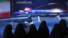 FOTO: Penampakan Rudal Hipersonik Baru Iran yang Mampu Hantam Israel