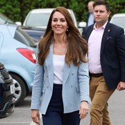 Selepas Pakai Gaun Mahal, Kate Middleton Tampil Modis Pakai Blazer Zara Seharga Rp1,3 Jutaan