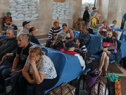 Ribuan Orang Dievakuasi Akibat Bendungan Ukraina Jebol, Banjir Kian Tinggi