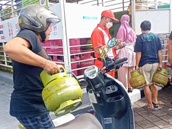 DPR Minta Pertamina Gelar Operasi Pasar Gas Melon