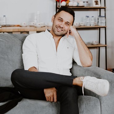 Reaksi Teuku Zacky Saat Diminta Baim Wong Jadi Saksi di Sidang Cerai