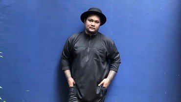 img-title Virgoun Ngambek Tinggalkan Panggung Usai Disebut Mirip Ivan Gunawan