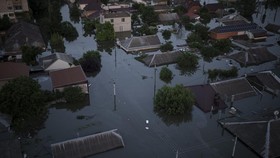 Bendungan Kakhovka Meledak, Ukraina Sebut Pasukan Rusia Mundur 15 Km