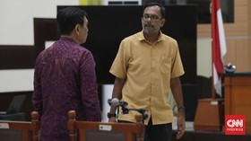 Saran Haris Azhar ke Jokowi di Kasus Bajingan Tolol Rocky Gerung