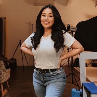 Setiap Malam Mutia Ayu Kenang Momen Romantis Bersama Mendiang Glenn Fredly