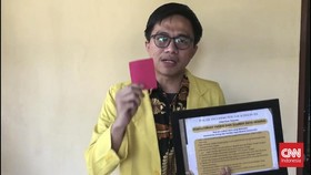 Presiden BEM Unnes Teriaki Menteri ESDM Dapat Penghargaan di Kampus