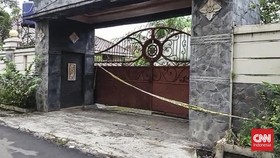 Rumah Penampungan 24 TKI Ilegal di Lampung Milik Perwira Polri