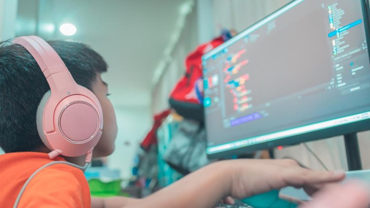 Sekolah esport