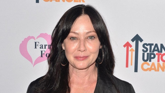 Aktris Hollywood Shannen Doherty mengungkap kanker payudara yang diidapnya menyebar ke otak. Apa penyebab kanker bisa menyebar ke otak?