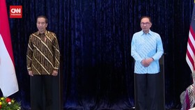 VIDEO: Momen Jokowi Bertemu PM Malaysia Anwar Ibrahim