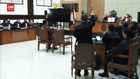 VIDEO: Protes Kuasa Hukum Haris-Fatia Minta Luhut Tak Lecehkan Advokat