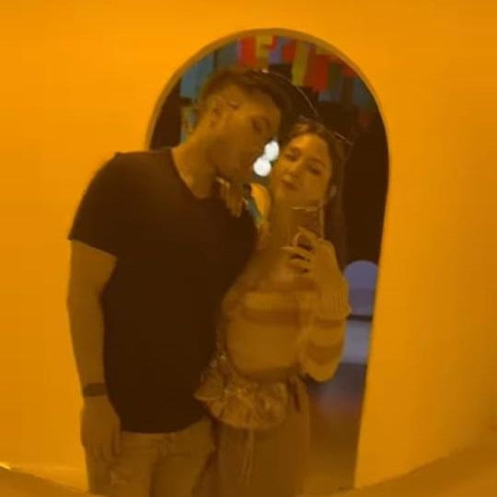 <p>Kini resmi menjadi pasangan suami istri, Jessica Mila dan Yakup Hasibuan terlihat semakin mesra dan lengket, nih. (Foto: Instagram @jscmila)</p>