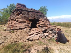 Struktur Candi Tawangalun Sidoarjo Roboh Diduga gegara Tanah Gerak