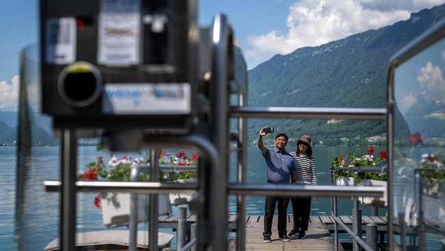 FOTO: Lokasi Syuting Crash Landing On You di Swiss Kebanjiran Turis