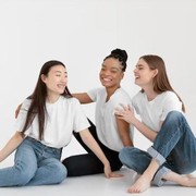 Kenali Alasan di Balik Konformitas, Fenomena Saat Seseorang Ingin Menjadi Sama dengan Circle Pertemanannya