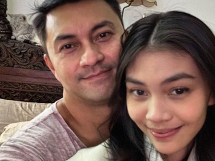5 Potret Anjasmara dan Sang Putri Sasikirana yang Atlet Ice Skating