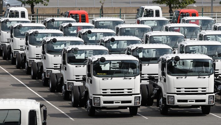 Trucks Isuzu (Bloomberg via Getty Images/Bloomberg)