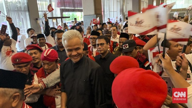 Sekretaris Daerah (Sekda) DKI Jakarta Joko Agus Setyono mengatakan pihaknya bakal mengkaji persoalan warga yang dilaporkan Ganjar Pranowo saat blusukan.