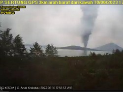 Gunung Anak Krakatau Erupsi, Tinggi Kolom Abu Capai 450 Meter