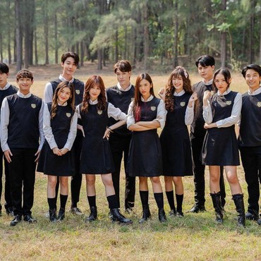 Sinopsis 'Home School' Serial Thailand tentang Sekolah Aneh di Tengah Hutan