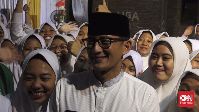 Sandiaga menilai hal terpenting dalam pemilu adalah memenangkan hati rakyat. Menurutnya, sebuah koalisi harus bisa mendapatkan suara rakyat dalam pemilihan.
