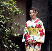 Bukan Hobi ke Klinik Kecantikan, Perempuan Jepang Rutin Lakukan 7 Cara Ini Demi Awet Muda!