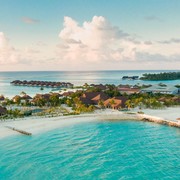 Rekomendasi 5 Wisata Pantai di Sekitar Jakarta-Banten, Pemandangan Terbaik Tapi Nggak Bikin Bokek!