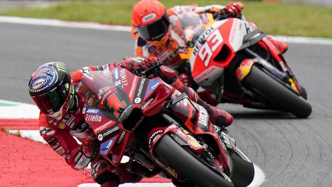 MotoGP Jerman 2023 akan berlangsung di Sirkuit Sachsenring, Minggu (18/6). Berikut prediksi hasil MotoGP Jerman 2023.
