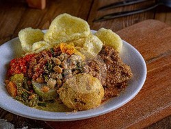 Kulineran di Bogor? Coba Cicipi 5 Lontong Sayur Enak ini