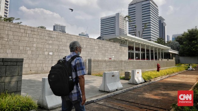 AS Perketat Penerbitan Visa Pelajar, Wajib Cantumkan Akun Media Sosial Pemerintah Amerika Serikat (AS) mewajibkan pelajar dan peserta pertukaran dari Indonesia mencantumkan akun media sosial dalam formulir aplikasi visa.