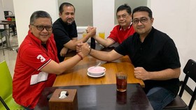 Sekjen Demokrat & Hasto PDIP Bicarakan Wacana Kerjasama di Blok M