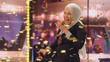 img-title Agnez Mo Sempat Prediksikan Karier Musik Putri Ariani Sebelum Viral di AGT