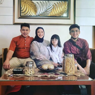 7 Potret Kehidupan Andhara Early & Suami yang Tak Punya Pekerjaan Tetap