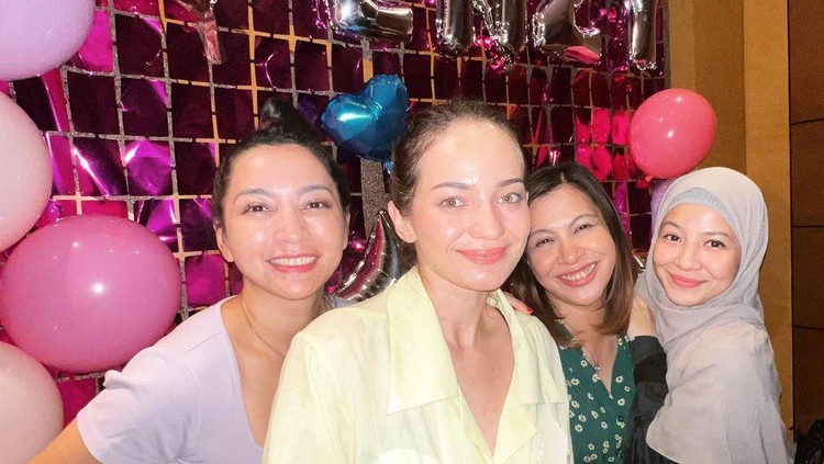 farewell enzy storia